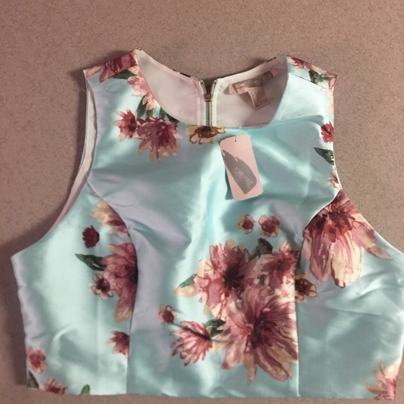 Skirt set - NEW with tags! - Picture 2 of 4